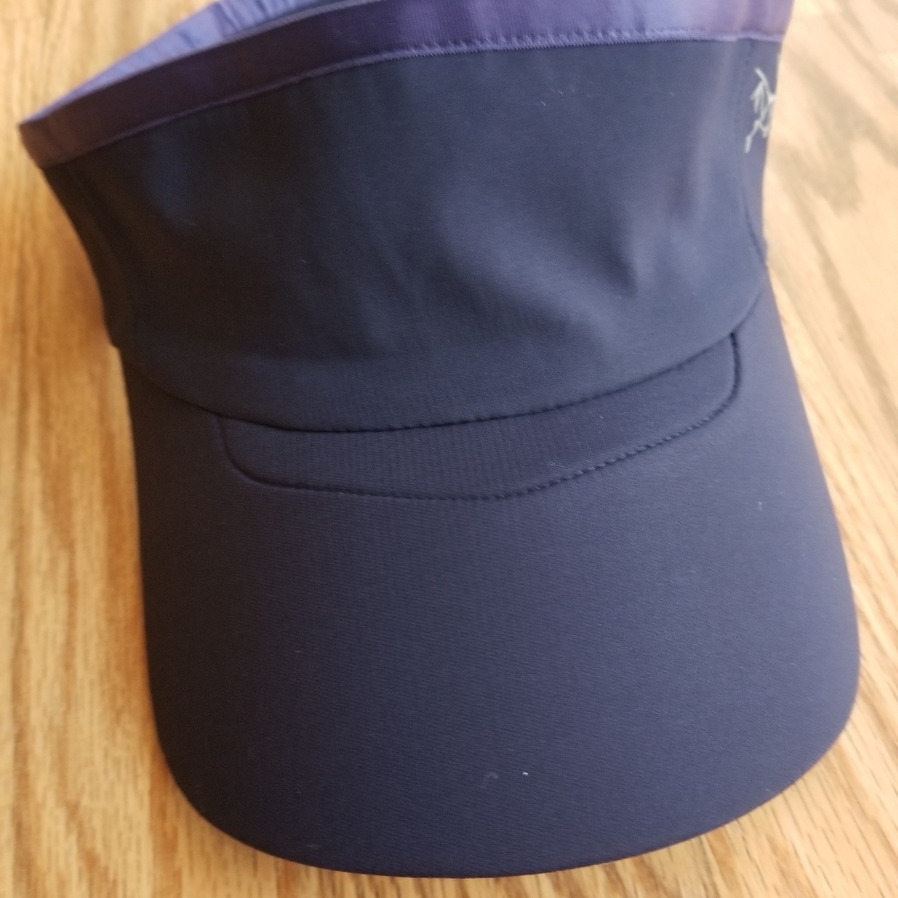 Arc'teryx Calvus Visor S-M